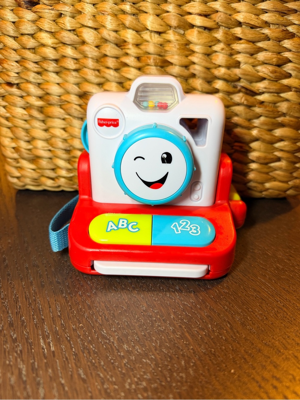 Fisher-Price Click and Learn Instant Toy Camera with light and sounds